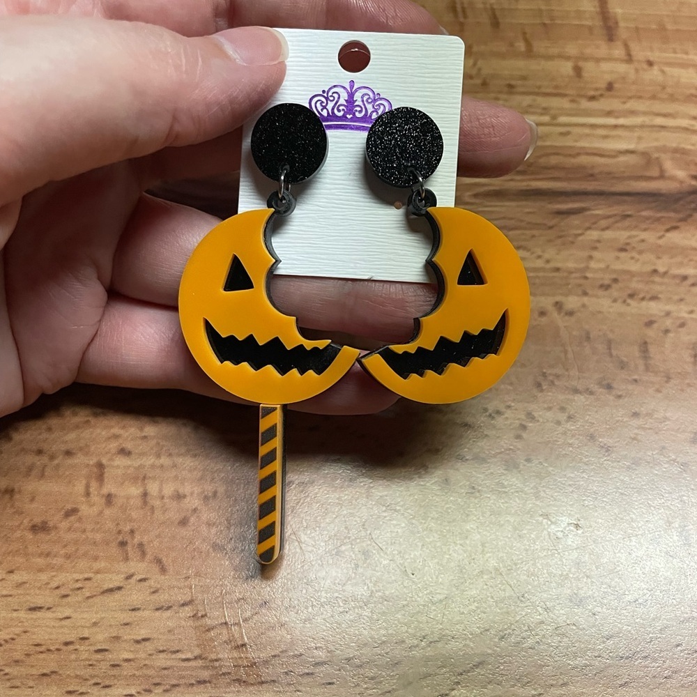 Pumpkin Jack-o’-Lantern Halloween Dangle Earrings